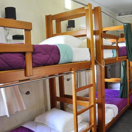 Casa Alevines Hostel & Suitesプンタ・デル・エステ エクステリア 写真