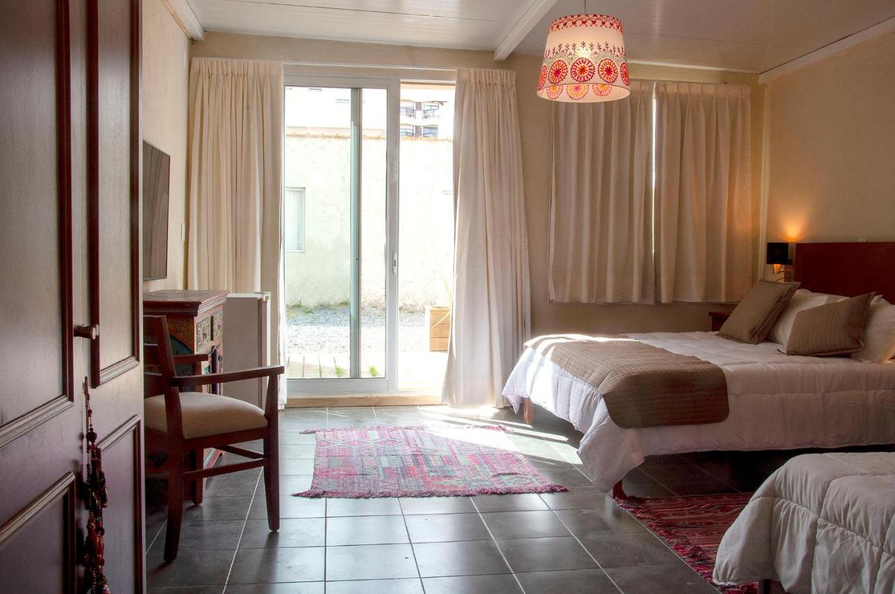 Casa Alevines Hostel & Suitesプンタ・デル・エステ エクステリア 写真