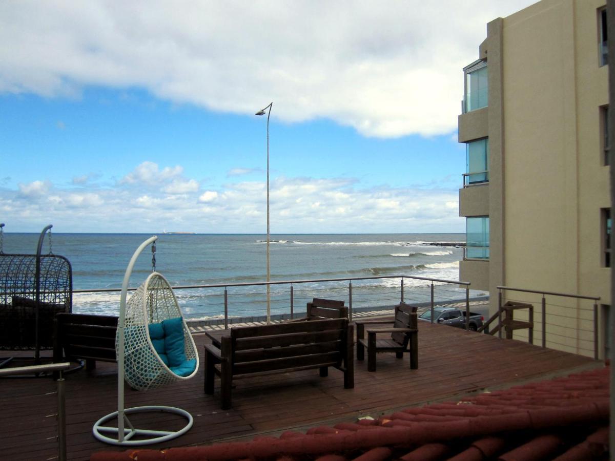 Casa Alevines Hostel & Suitesプンタ・デル・エステ エクステリア 写真
