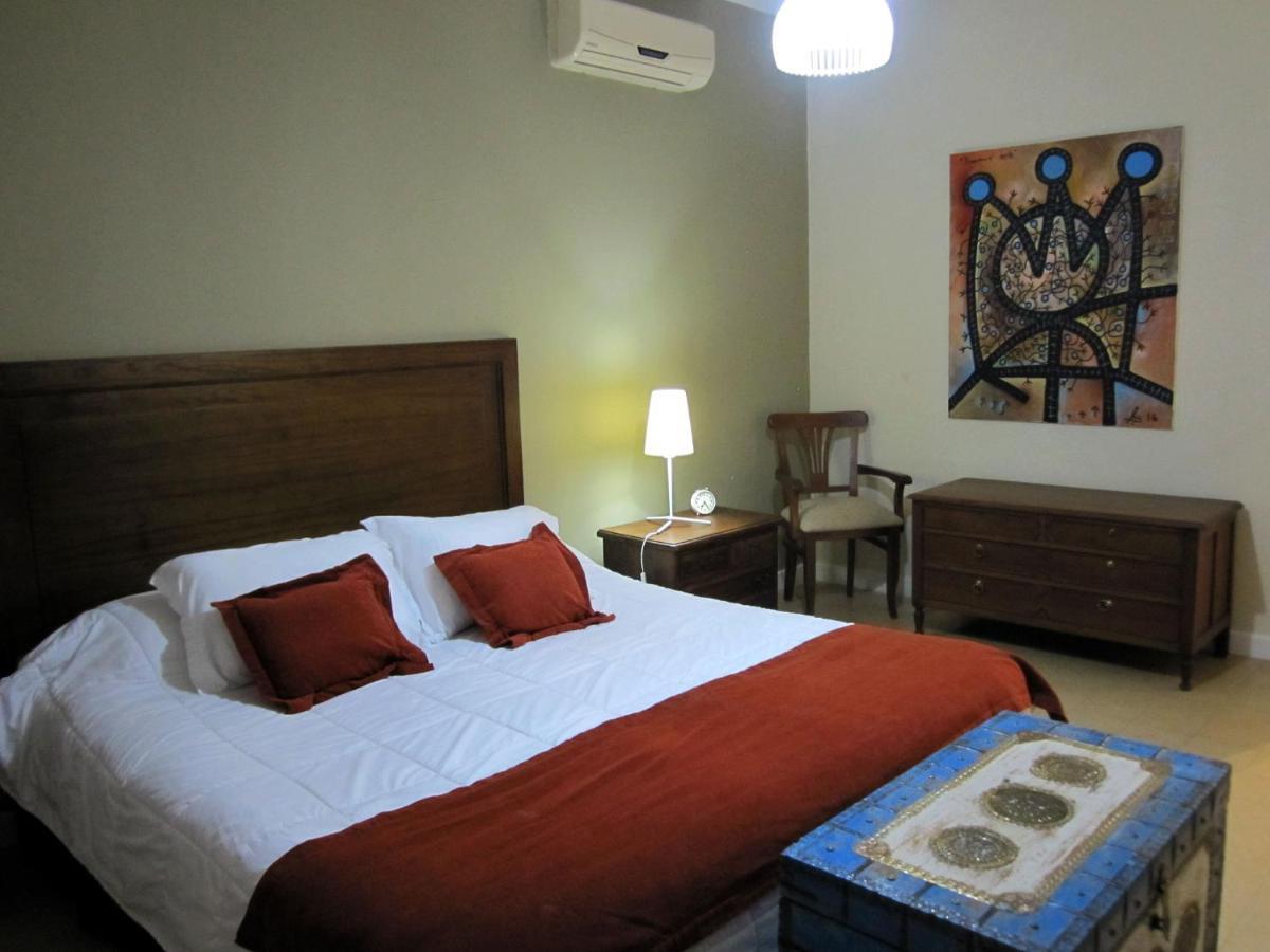 Casa Alevines Hostel & Suitesプンタ・デル・エステ エクステリア 写真